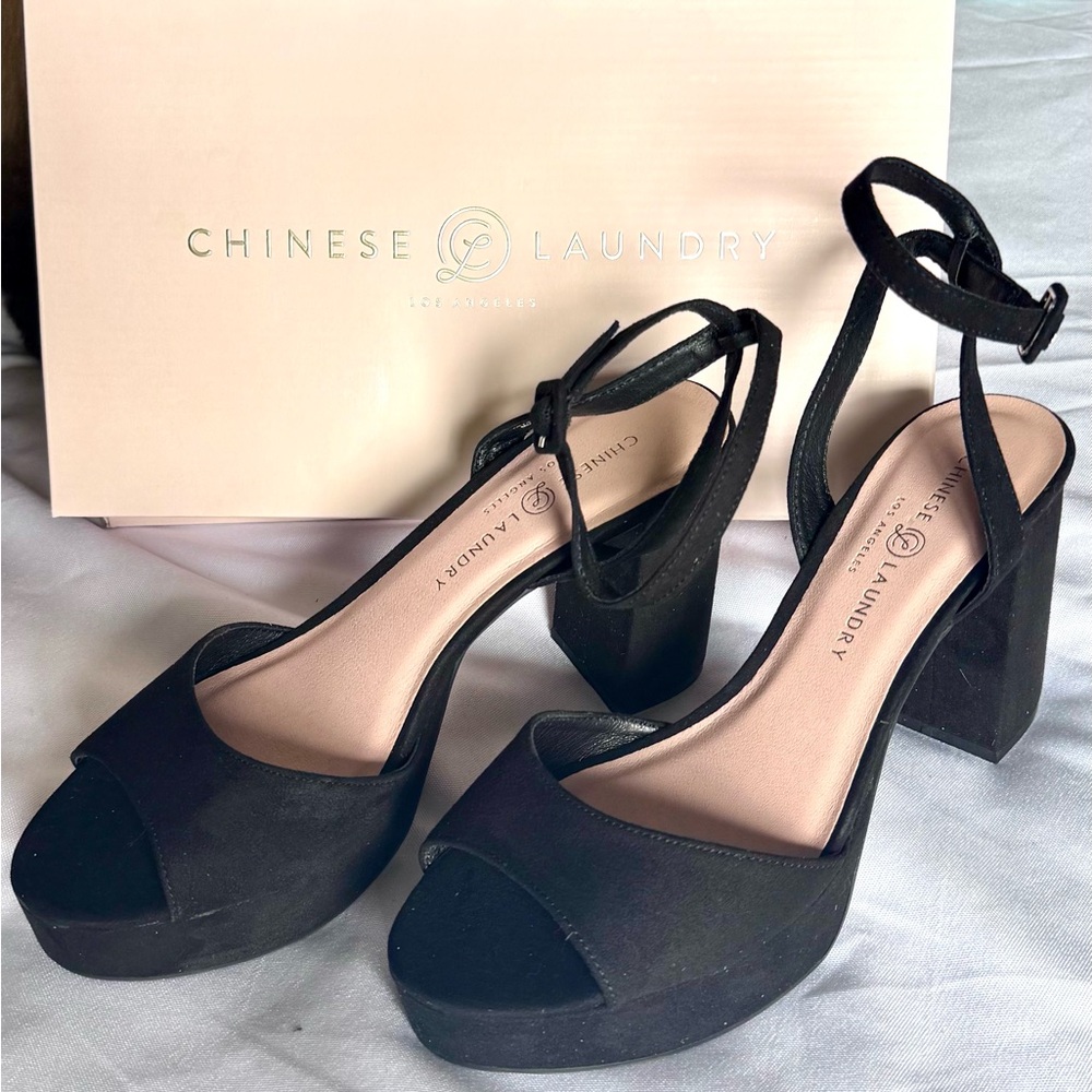 NIB Chinese Laundry Black Women's Platform Heels